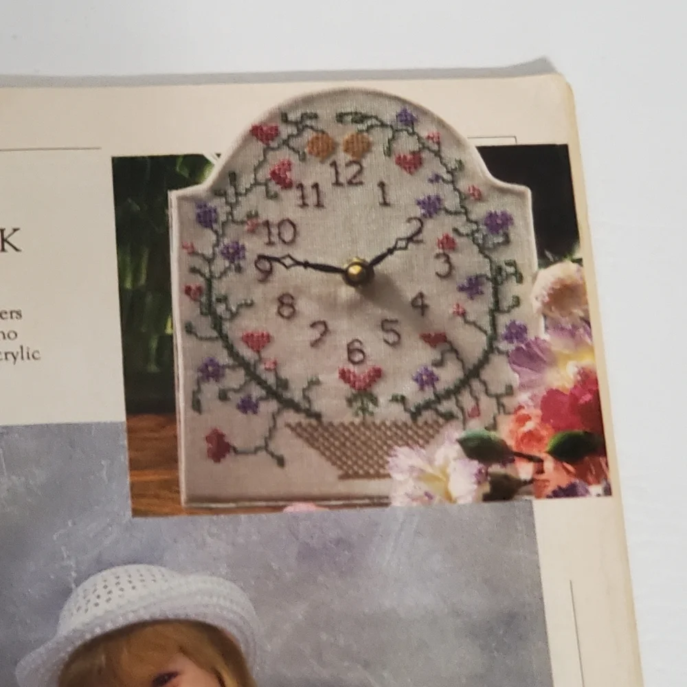 Womens Circle Counted Cross Stitch April 1990 Chick Pattern Windmill Daffodils
